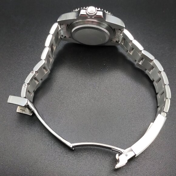 Automatic GMT Watch - Picture 5 of 6